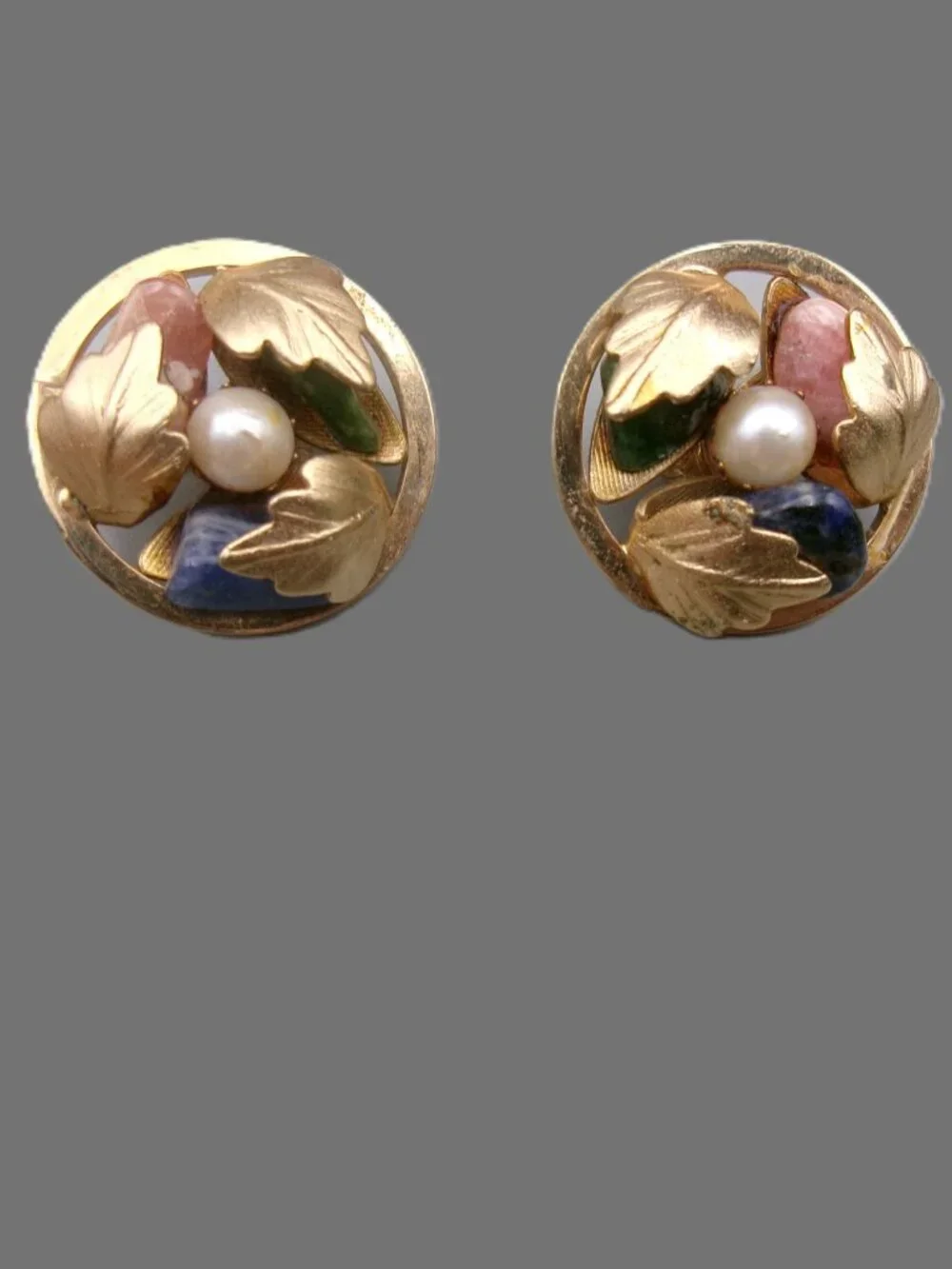 Vintage Lady Coventry Flowered Circle Brooch and Earrings Set, Stones and Pearls